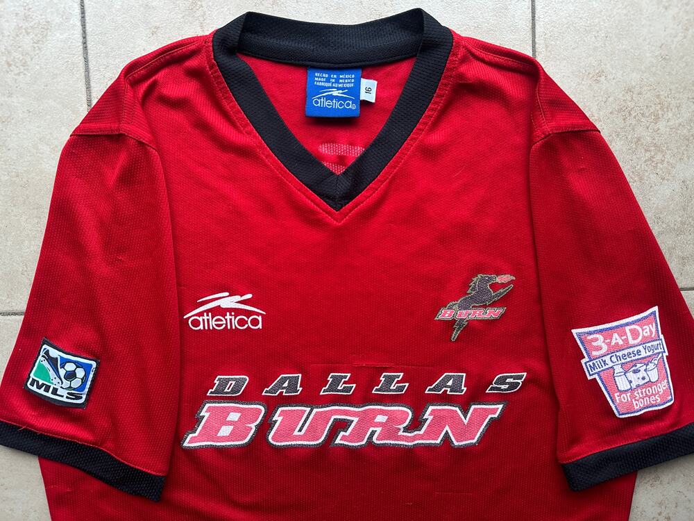 Dallas Burn 2000s ATLETICA jersey 16 teen S red 3-A-Day Milk MLS soccer vintage